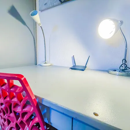 Апартаменты Calme Et Bien Situe A